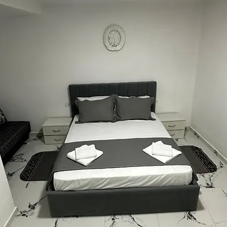 4 Stinet * Pogradec