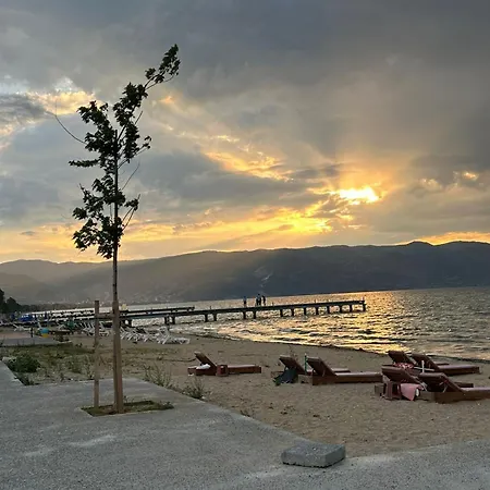 4 Stinet * Pogradec
